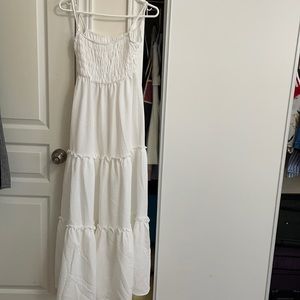 Beautiful long dress with straps. Brand new. US size XS